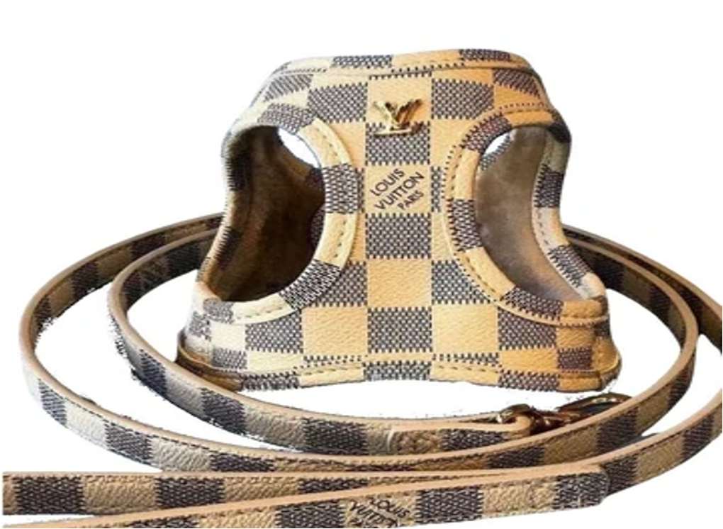 Louis vuitton 2024 harness for dogs